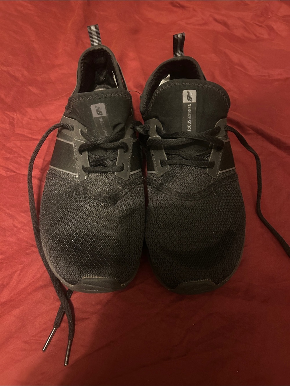 New Balance Women’s Black Knit Lace-Up Running Shoes